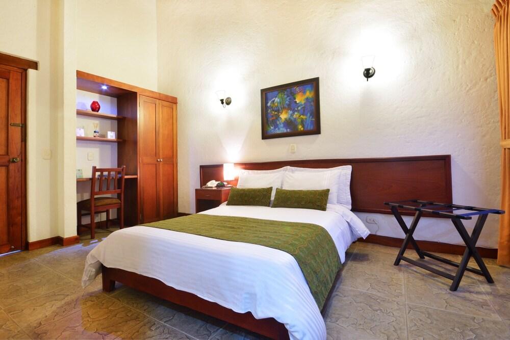 La Campana Hotel Boutique Medellín Eksteriør billede