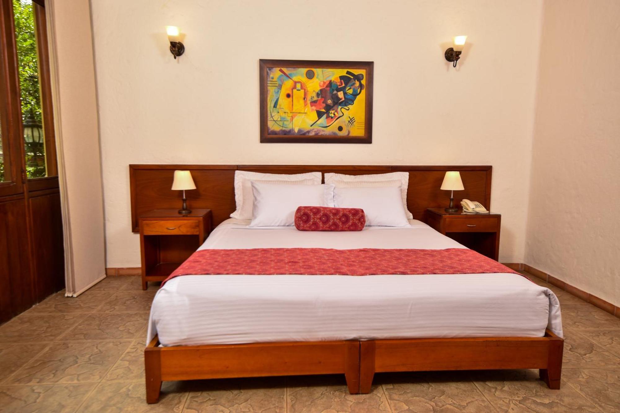 La Campana Hotel Boutique Medellín Eksteriør billede
