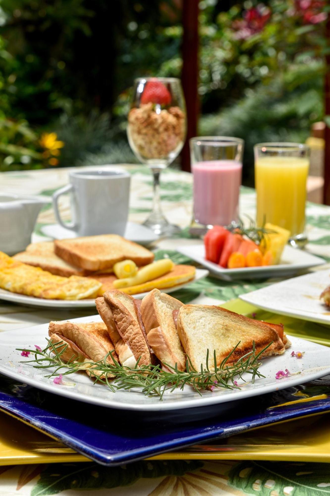 La Campana Hotel Boutique Medellín Eksteriør billede
